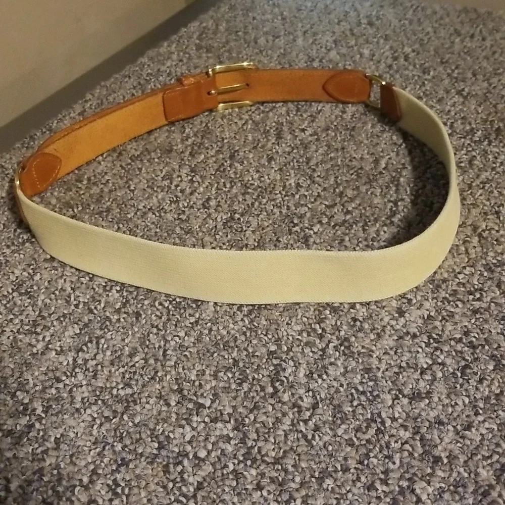 REGENT BELT CO. LEATHER/STRETCH BELT W/SOLID BRASS BUCKLE